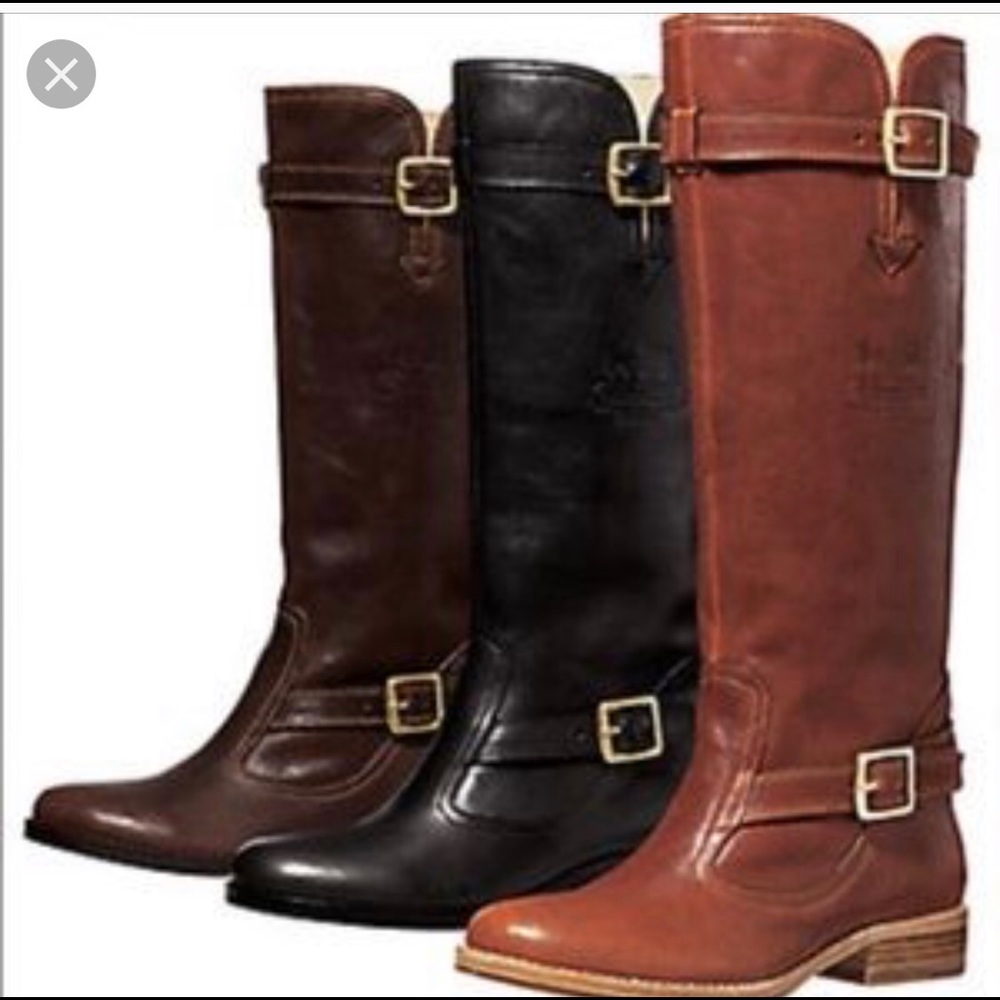 New without tags COACH boots